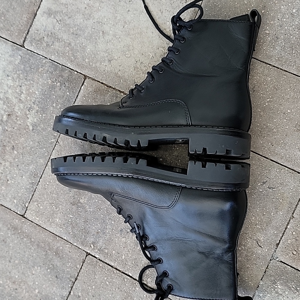 Vince Cabria Lace-Up Leather Combat Boots Sz 6 - Picture 9 of 10